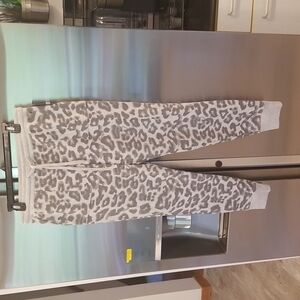 💕LUCKY BRAND💕 Animal Print Joggers S NWT